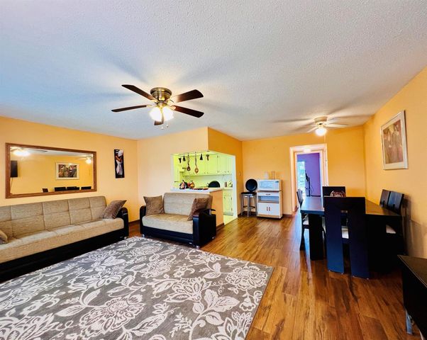 131 Camden F, West Palm Beach, FL 33417