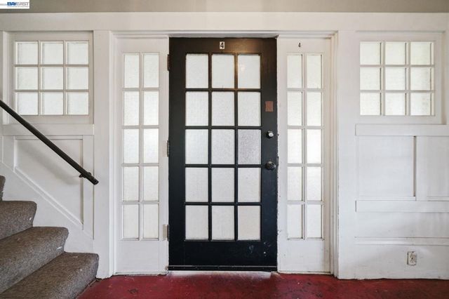 5315 Cole Street, Oakland, CA 94601