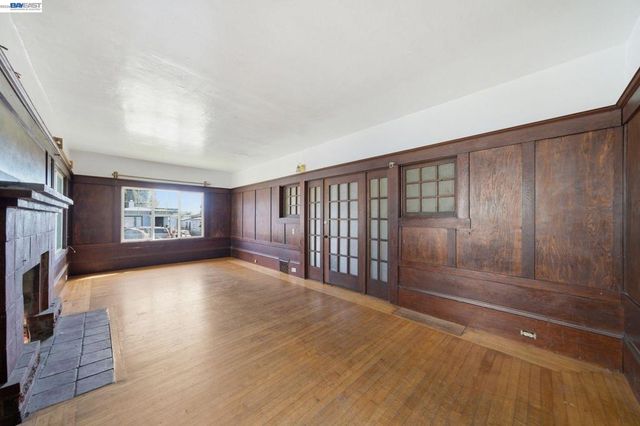 5315 Cole Street, Oakland, CA 94601