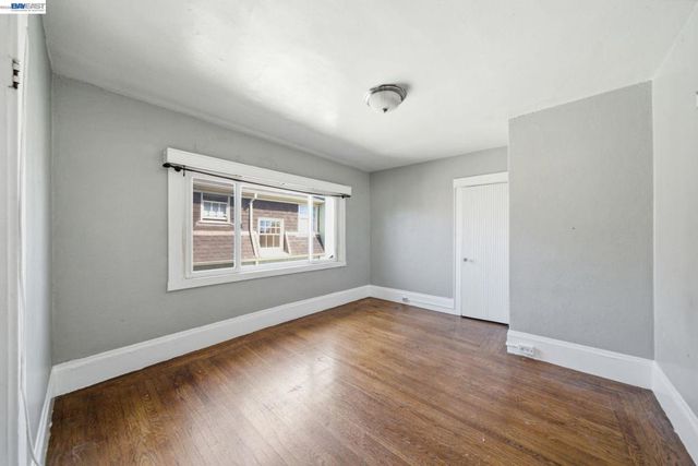 5315 Cole Street, Oakland, CA 94601