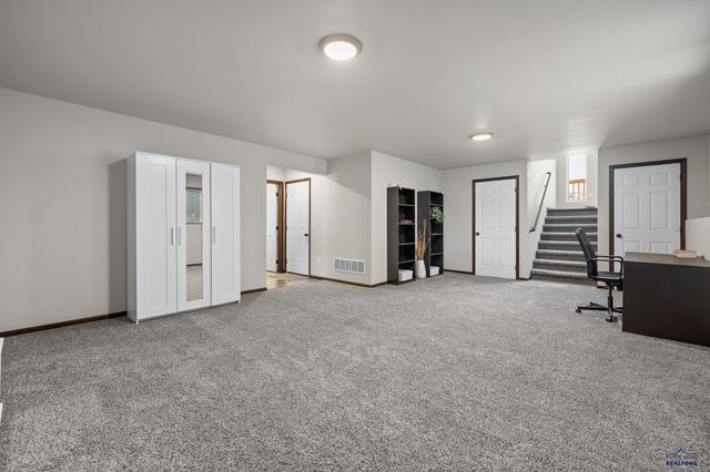 4449 MISTY WOODS LN, Rapid City, SD 57701