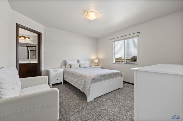 4449 MISTY WOODS LN, Rapid City, SD 57701