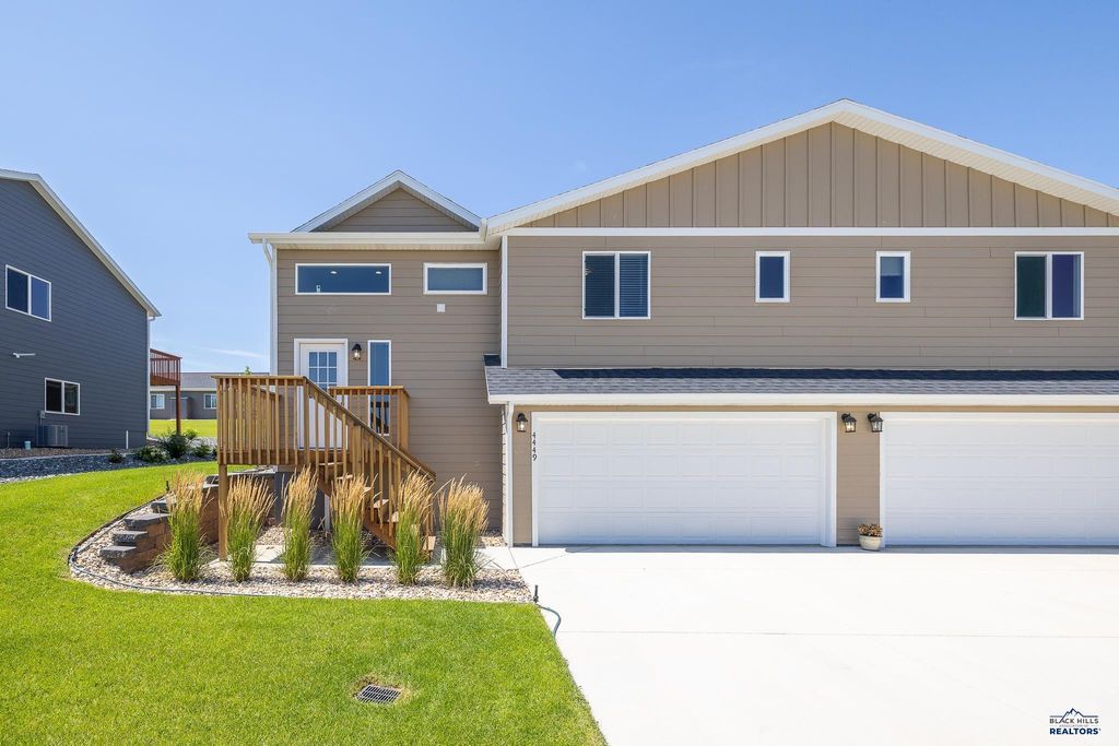 4449 MISTY WOODS LN, Rapid City, SD 57701