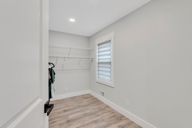 111 Keloy Street, Spartanburg, SC 29301