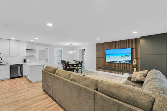 111 Keloy Street, Spartanburg, SC 29301