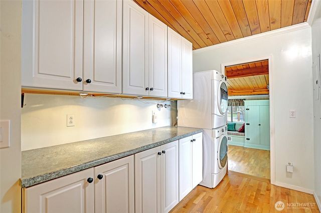 1246 SW Camano Drive, Camano Island, WA 98282