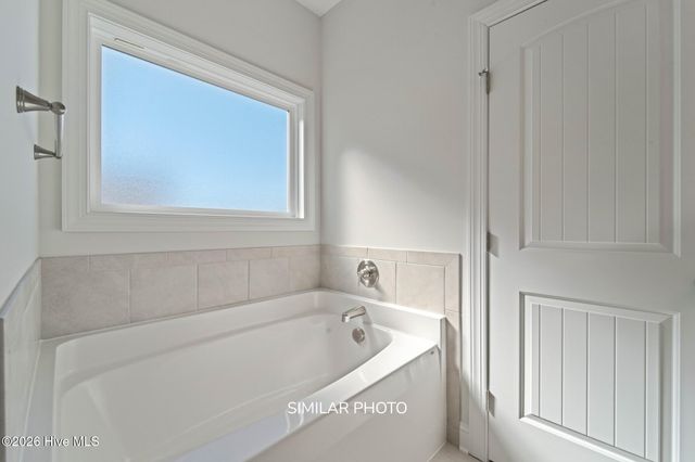 606 Barlowe Lane, Jacksonville, NC 28546