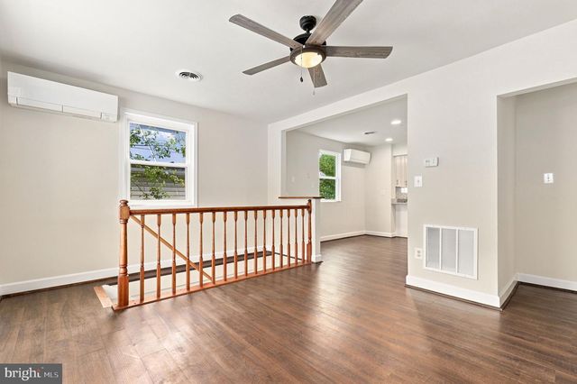 9841 LYON AVE, Laurel, MD 20723