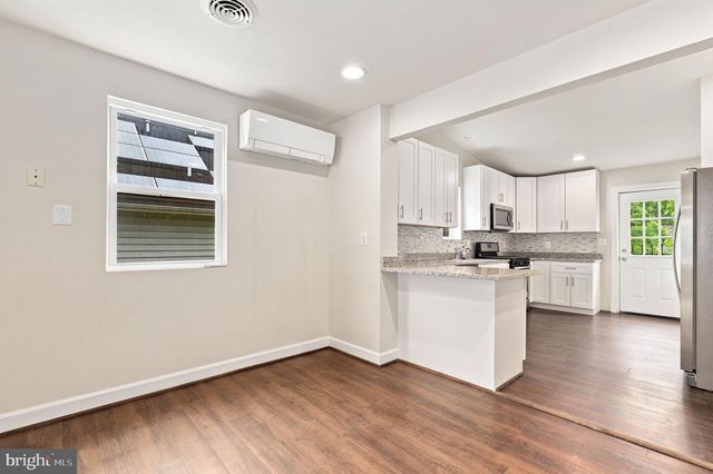 9841 LYON AVE, Laurel, MD 20723