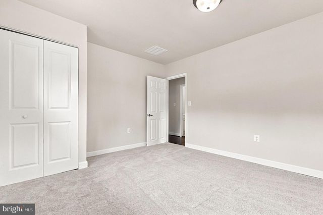 9841 LYON AVE, Laurel, MD 20723
