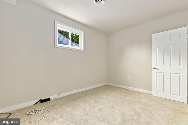 9841 LYON AVE, Laurel, MD 20723