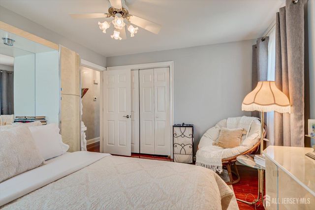 71 Crosby Avenue, Edison, NJ 08817