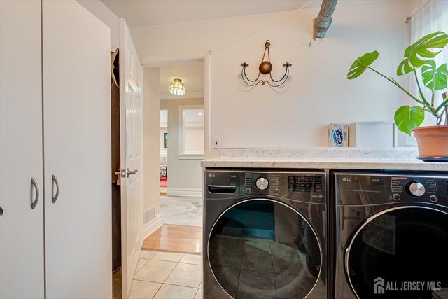 71 Crosby Avenue, Edison, NJ 08817