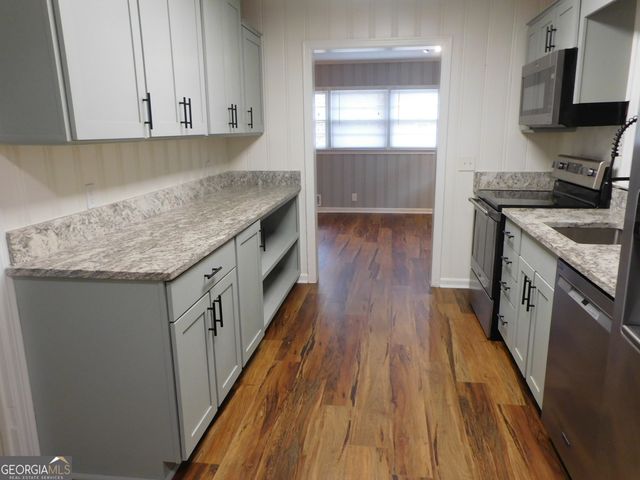 893 Andrews Drive NW, Conyers, GA 30012