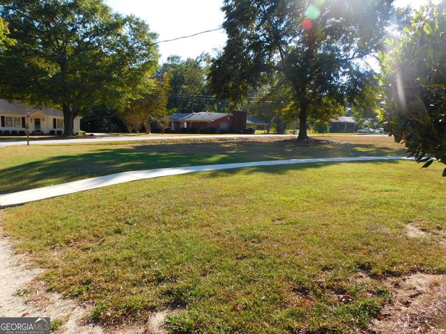 893 Andrews Drive NW, Conyers, GA 30012