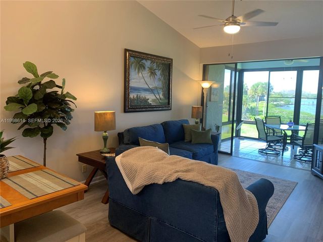 6082 SE Landing Way 10, Stuart, FL 34997
