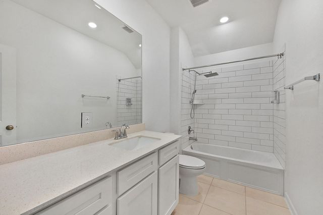 4027 Balboa Drive, Iowa Colony, TX 77583