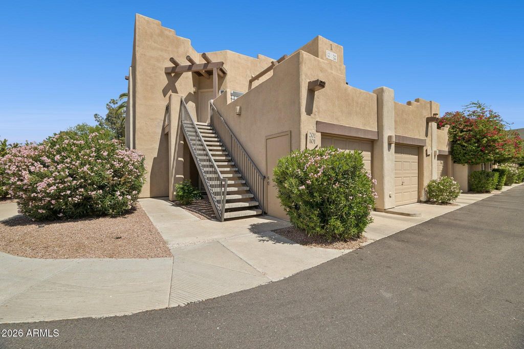 7021 E EARLL Drive 101, Scottsdale, AZ 85251