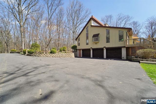 30 Ironia Mendham Road, Chester Township, NJ 07930