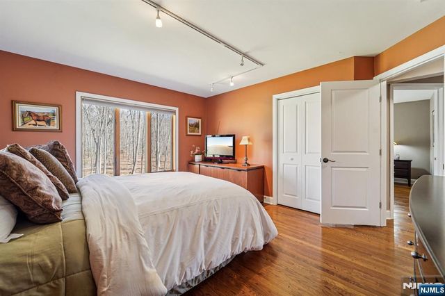 30 Ironia Mendham Road, Chester Township, NJ 07930