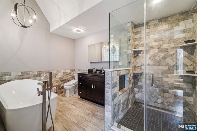 30 Ironia Mendham Road, Chester Township, NJ 07930