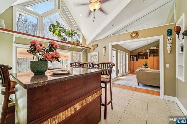 30 Ironia Mendham Road, Chester Township, NJ 07930