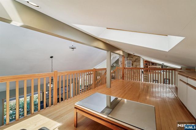 30 Ironia Mendham Road, Chester Township, NJ 07930