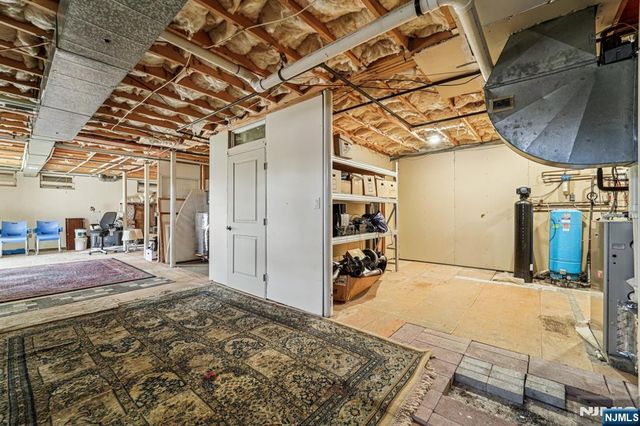 30 Ironia Mendham Road, Chester Township, NJ 07930