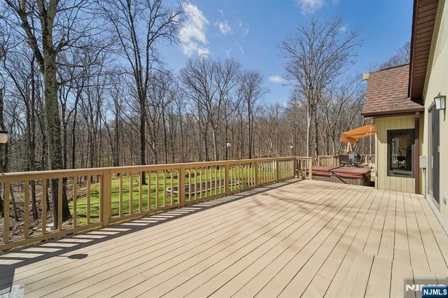 30 Ironia Mendham Road, Chester Township, NJ 07930