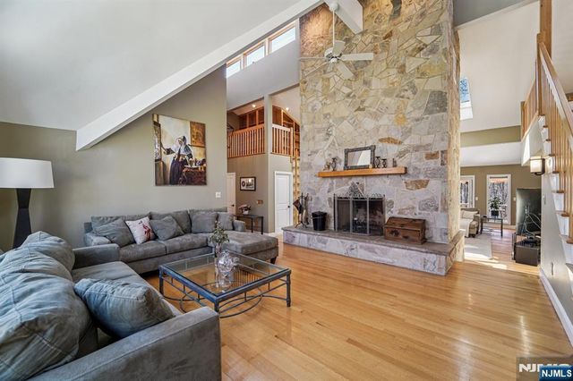30 Ironia Mendham Road, Chester Township, NJ 07930