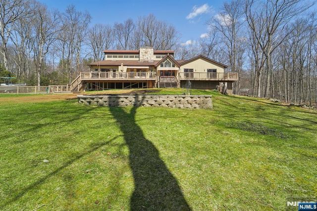 30 Ironia Mendham Road, Chester Township, NJ 07930