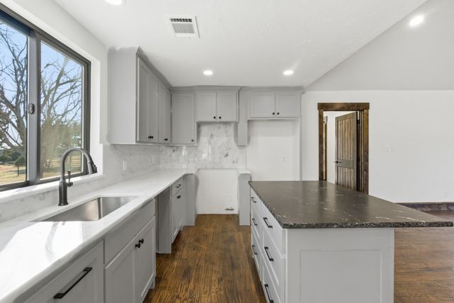 1778 County Road 217, Collinsville, TX 76233