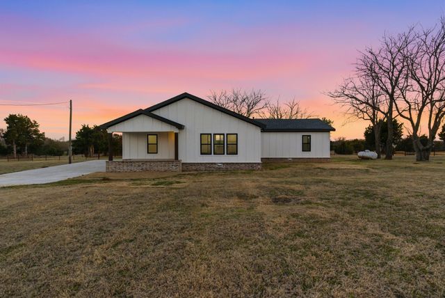 1778 County Road 217, Collinsville, TX 76233