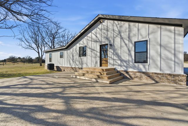 1778 County Road 217, Collinsville, TX 76233