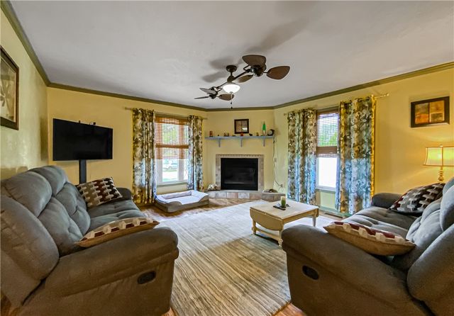 90 County Road 614, Oak Grove, AR 72660