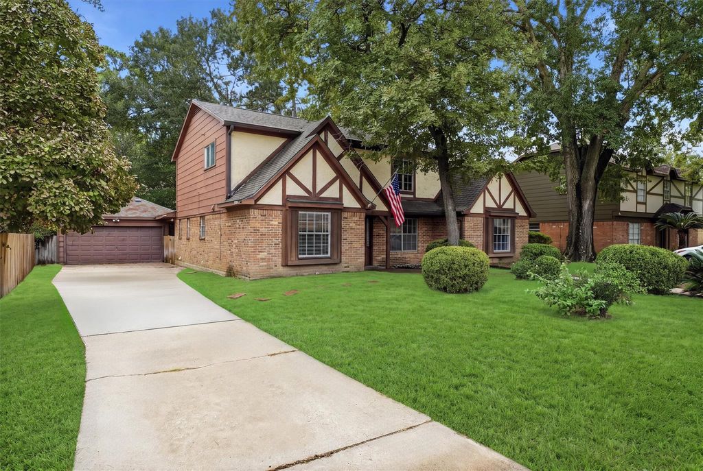 19514 Alinawood Drive, Humble, TX 77346