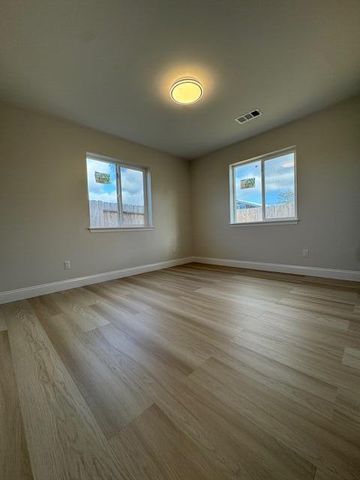 2205&2207 Golden Star Court, Mckinleyville, CA 95519