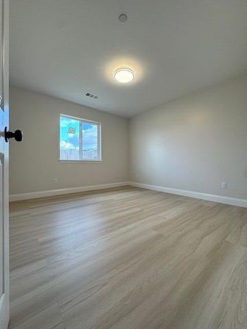 2205&2207 Golden Star Court, Mckinleyville, CA 95519