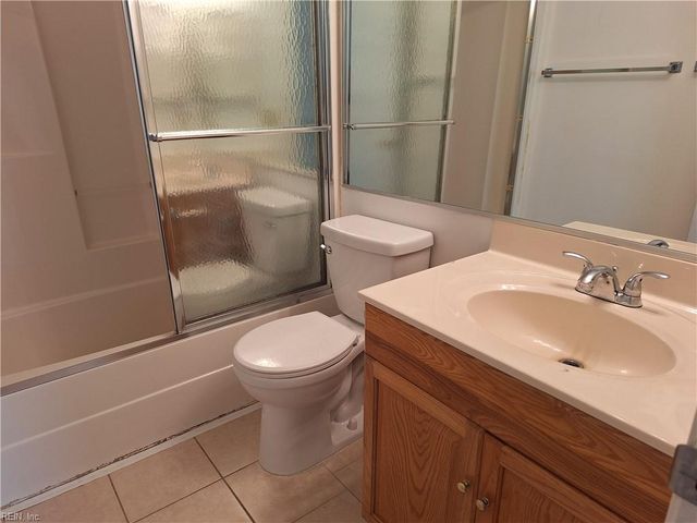 12851 Daybreak CIR, Newport News, VA 23602