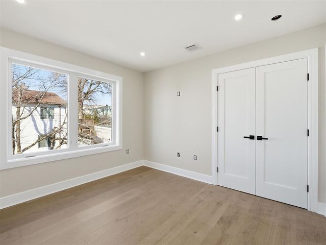 138A WEIGANDS LANE, Secaucus, NJ 07094
