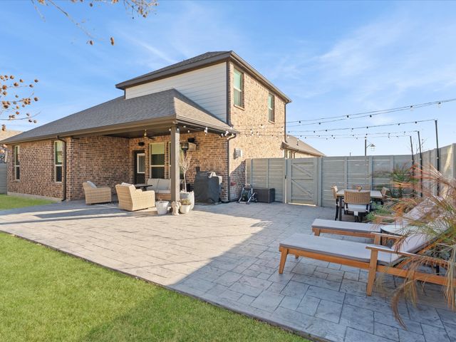 2012 13th Street, Argyle, TX 76226