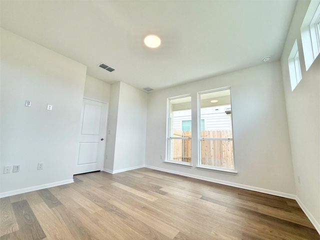 389 Young ST, Buda, TX 78610