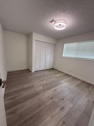 28 SW 9th Avenue, Boca Raton, FL 33486