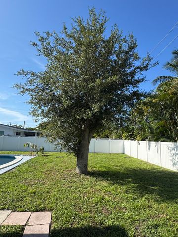 28 SW 9th Avenue, Boca Raton, FL 33486