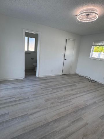 28 SW 9th Avenue, Boca Raton, FL 33486