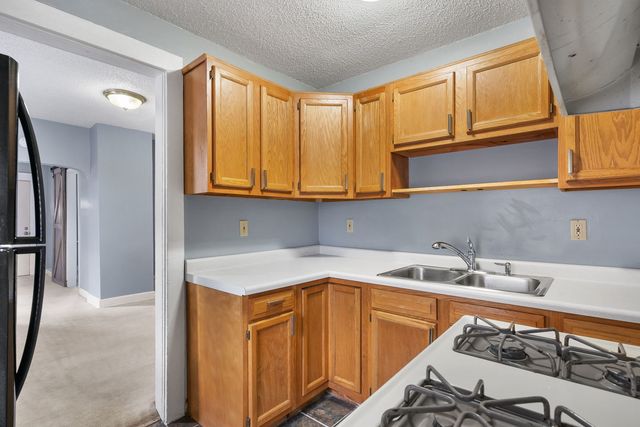 2929 14th Avenue, Rock Island, IL 61201