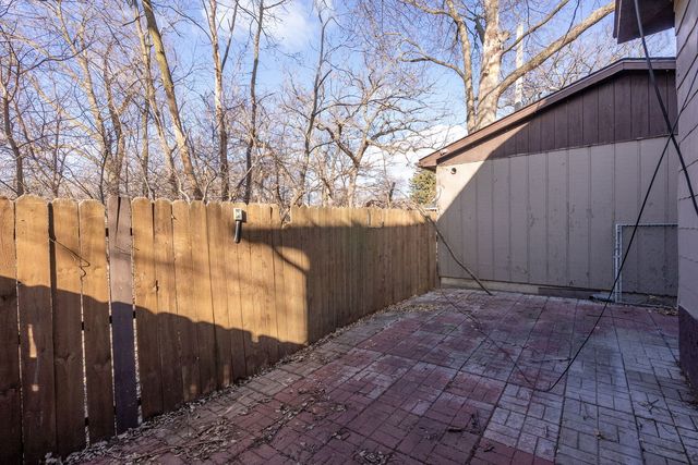 2929 14th Avenue, Rock Island, IL 61201