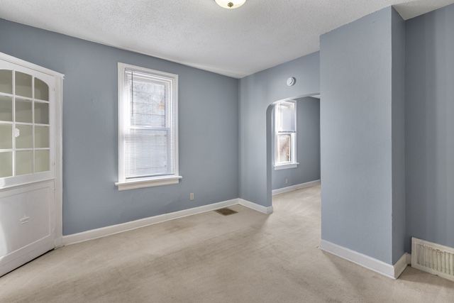 2929 14th Avenue, Rock Island, IL 61201