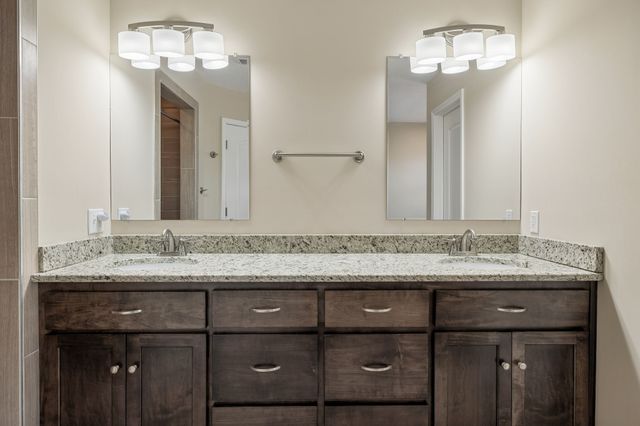 120 Rice Rd, Hendersonville, TN 37075