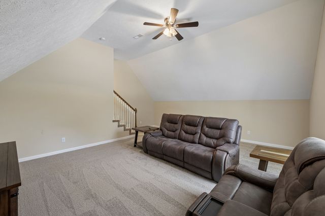 120 Rice Rd, Hendersonville, TN 37075